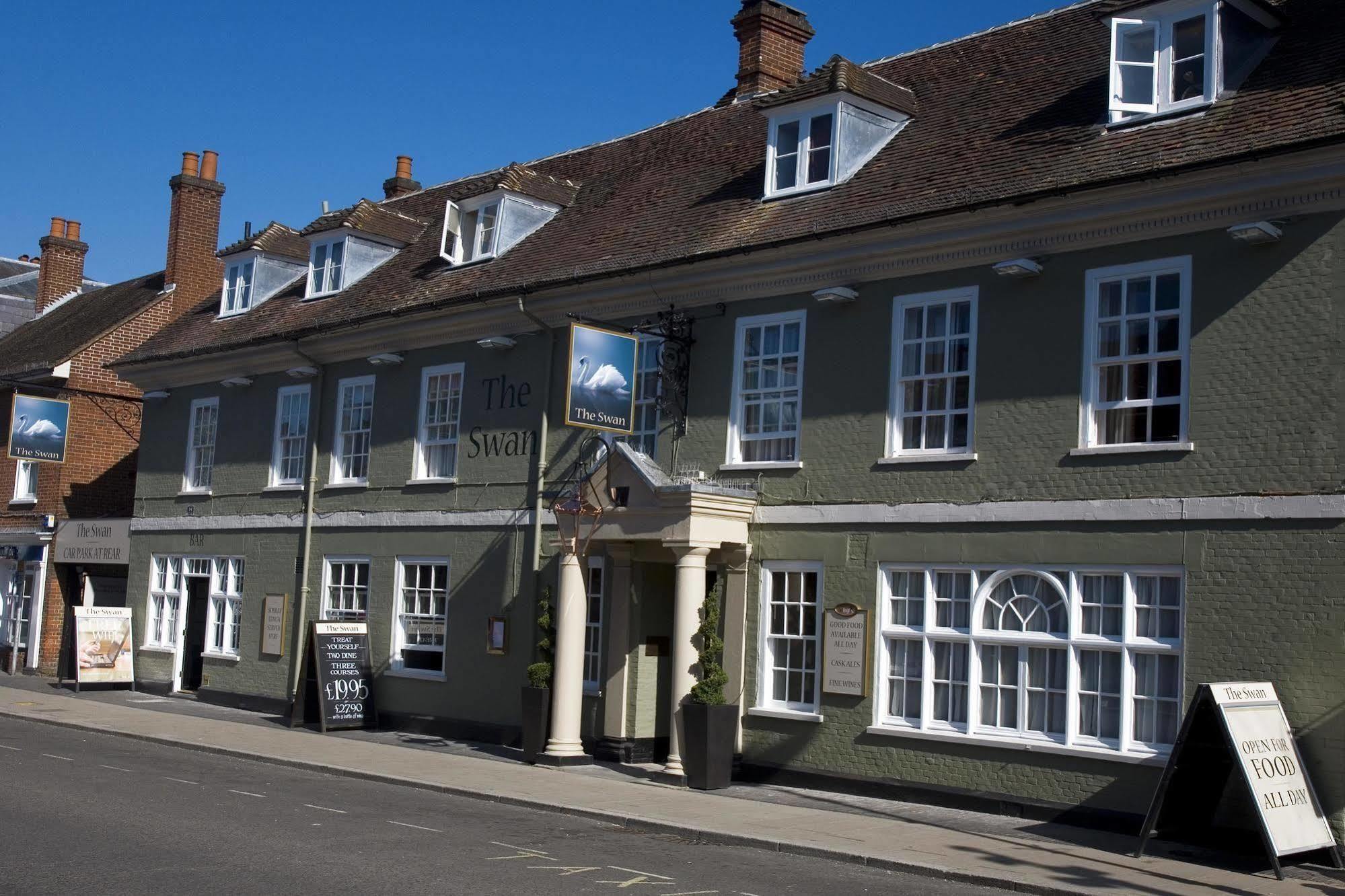 Swan Hotel By Greene King Inns Alton  Exterior foto